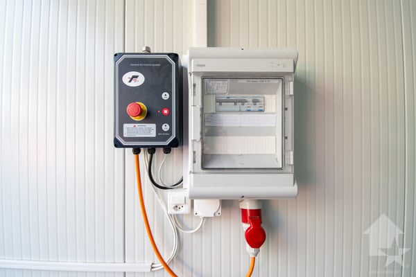 Roche, lot de 4 box et 9 places de parc 6