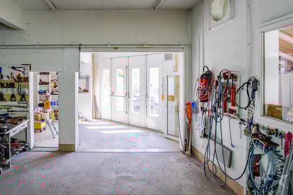 Opportunité : grand atelier de 137 m² avec second bâtiment, 98 m² 8