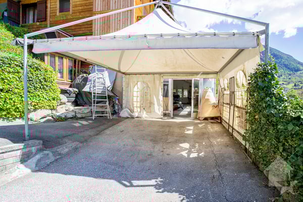 Opportunité : grand atelier de 137 m² avec second bâtiment, 98 m² 10