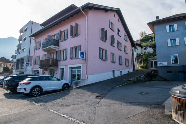 Immeuble de rendement (4.9% net) au centre ville de Monthey 2