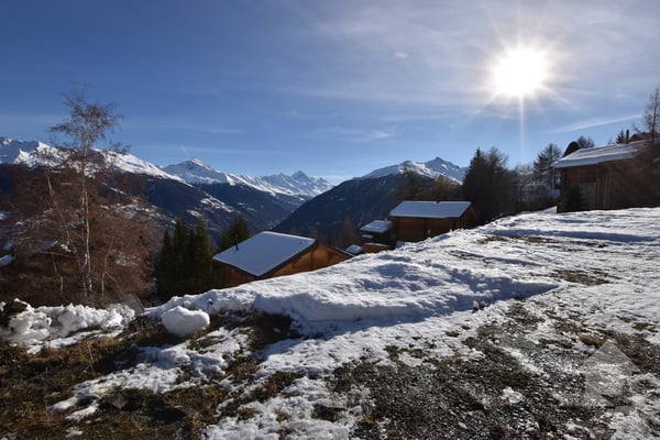 Jolis terrains à construire proche de la station 2