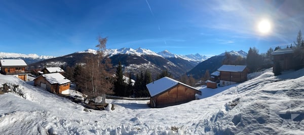 Jolis terrains à construire proche de la station 4