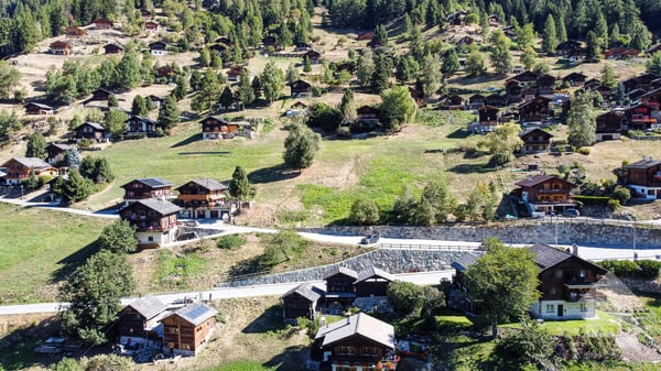 Très belle parcelle idéalement située pour résidence principale 8