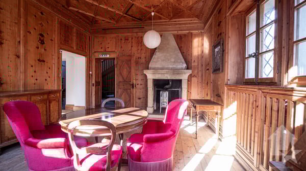 Majestueuse demeure de maître sur une magnifique parcelle arborée 13