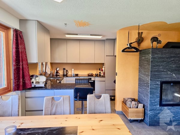 Magnifique chalet avec 2 places de parc extérieures 6