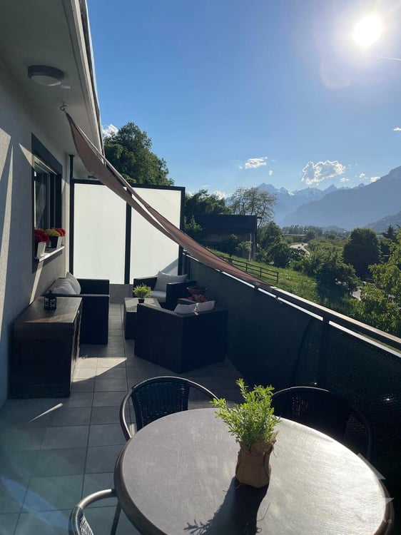 Appartement 1.5 pièces traversant avec grand balcon de 18 m2 3