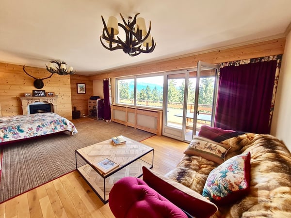 Superbe attique de 1.5 pièces alliant élégance, luminosité et confort 1