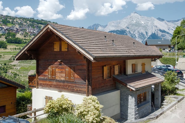 Chalet de 5.5 pièces avec cachet, 180 m2, situation ensoleillée 1