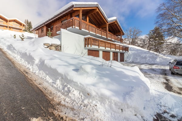 Magnifique appartement neuf de 3.5 pièces à côté d'une forêt 1