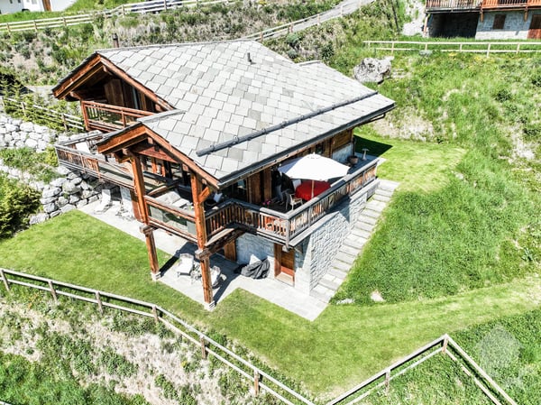 Magnifique chalet récent de haut standing 3
