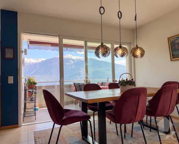 Splendide appartement de 4.5 pièces avec vue sur l'arc alpin ! 6