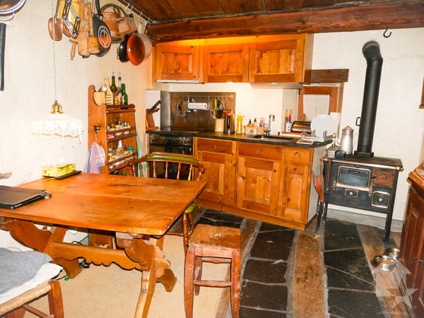 Charmante maison villageoise en pierres sur 3 niveaux et cartnotzet ! 2