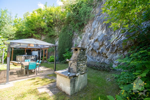 Magnifique chalet de caractère situé dans les mayens de Saxon 4
