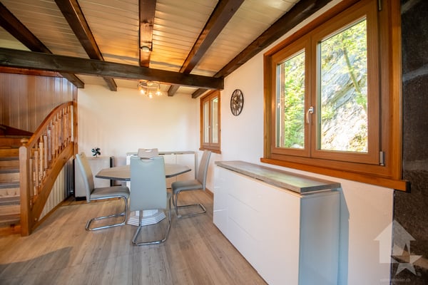 Magnifique chalet de caractère situé dans les mayens de Saxon 7