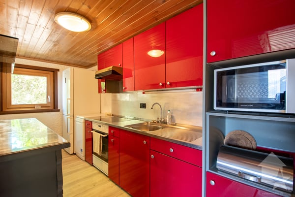 Magnifique chalet de caractère situé dans les mayens de Saxon 9