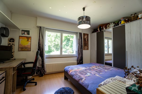 Spacieuse villa rénovée au centre de la vallée, vendable aux étrangers 8
