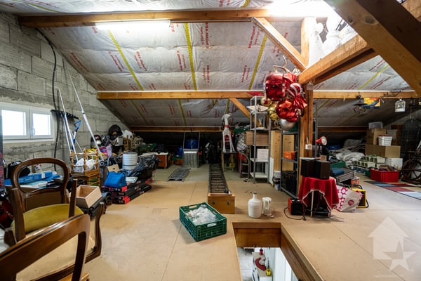 Spacieuse villa rénovée au centre de la vallée, vendable aux étrangers 13