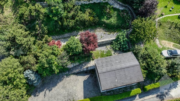 Terrain et bâtiment à rénové avec permis 1