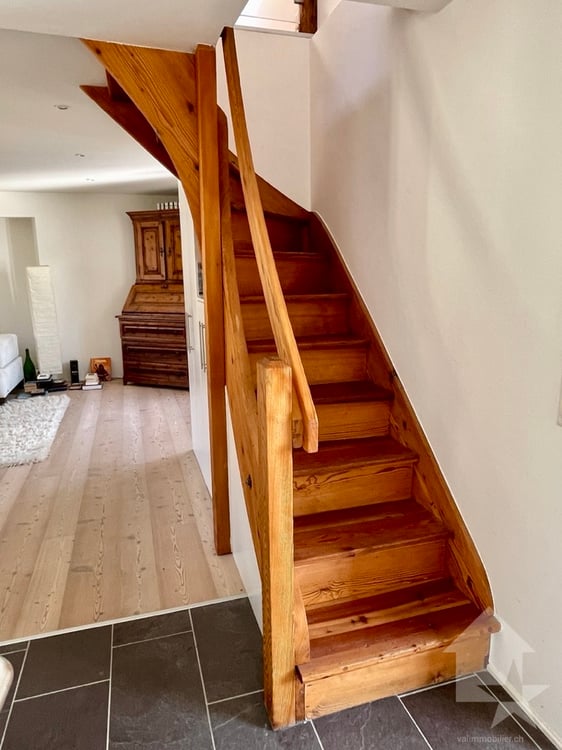 Maison ancienne en partie transformée: 1 duplex et 1 niveau à aménager 10