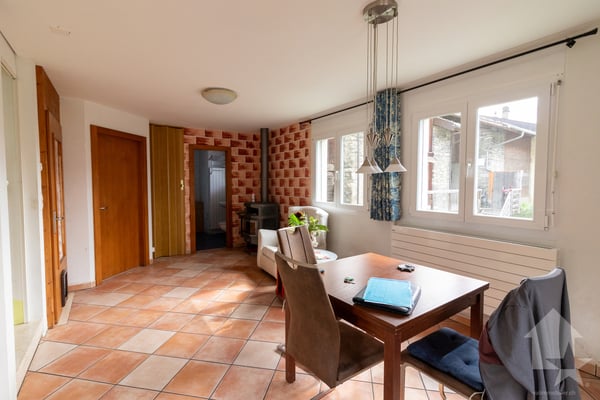 Jolie maison individuelle avec pelouse et garage 11