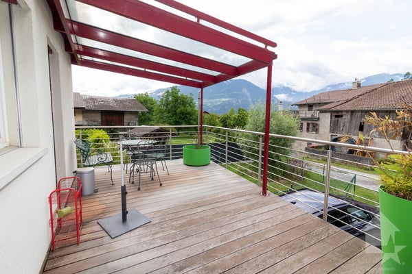 Jolie maison individuelle avec pelouse et garage 1