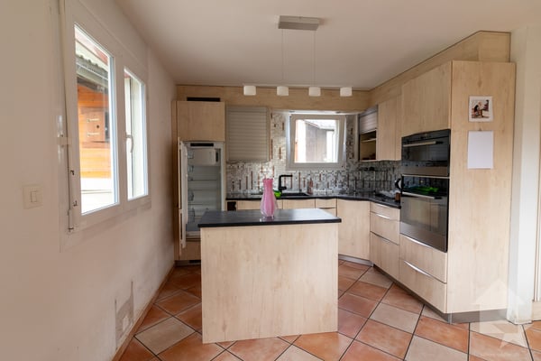 Jolie maison individuelle avec pelouse et garage 10