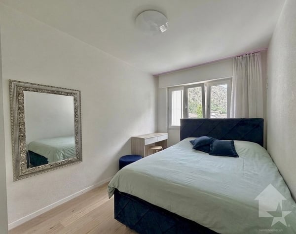 Appartement rénové de 3.5 pces avec place de parc 8