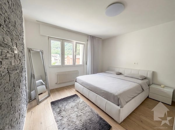 Appartement rénové de 3.5 pces avec place de parc 9