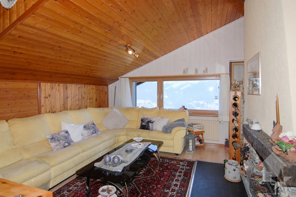 Appartement au pied des pistes des 4 Vallées avec vue panoramique 2