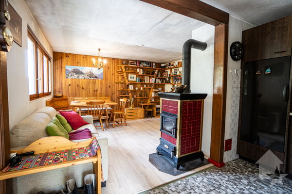 Charmant chalet sur trois niveaux avec vue exceptionnelle 5
