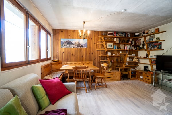 Charmant chalet sur trois niveaux avec vue exceptionnelle 6