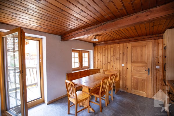 Joli duplex dans un immeuble de 1644, classé patrimoine historique 7