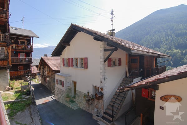 Charmant appartement au coeur du hameau de Mâche 13