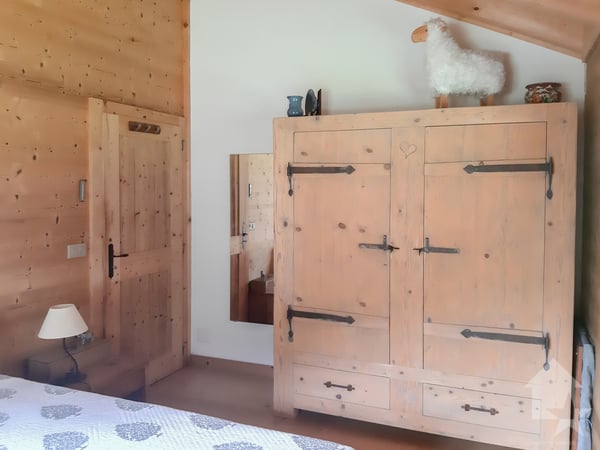 Magnifique chalet au coeur des Alpes valaisannes 5
