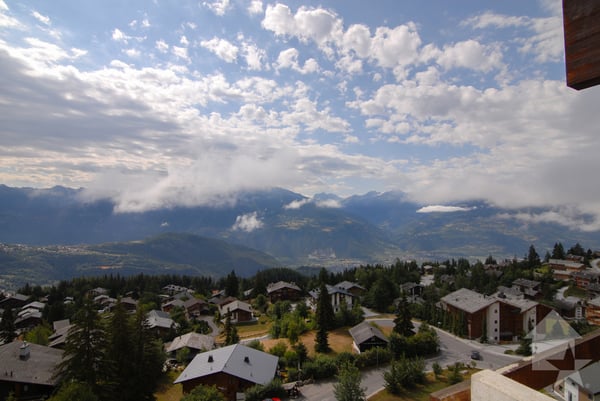 Deux appartements à Anzère avec vue panoramique 11