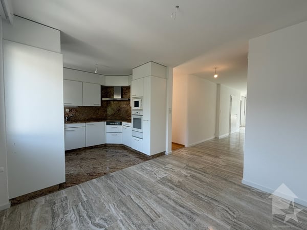 Bel appartement 4.5 pièces, situé à proximité des commodités 9