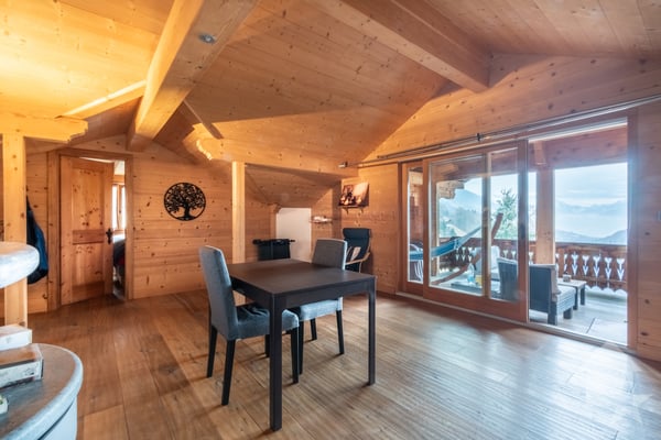 Val-d'Illiez, magnifique chalet de 3 logements 11