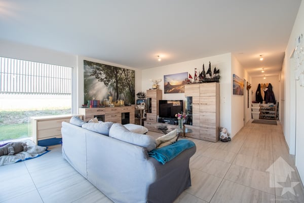 Appartement de 2.5 pièces avec terrasse et jardin 7