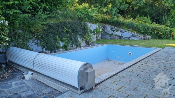 Chalet avec piscine extérieure à Randogne