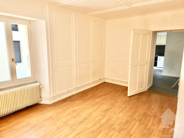 Immeuble de 5 appartements et un restaurant au centre du village ! 8