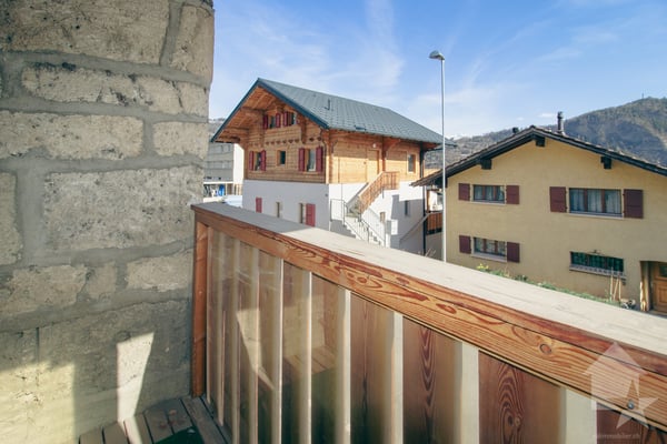 Grange rénovée de 4.5 pièces de 107 m2 habitables avec jardin de 40 m2 5
