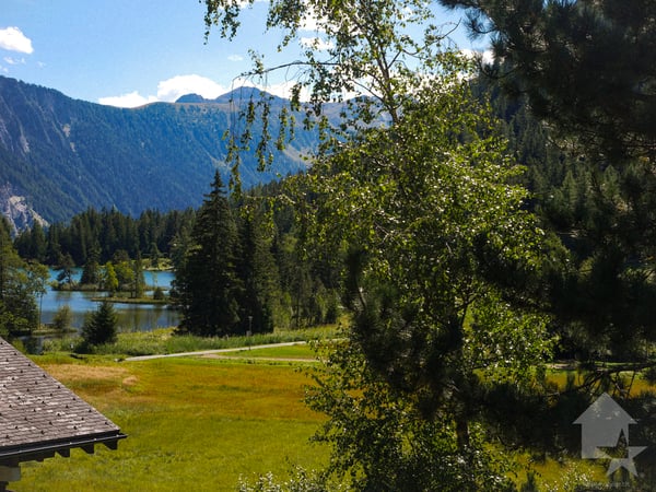 Magnifique appartement au centre de Champex-Lac avec grand balcon 2