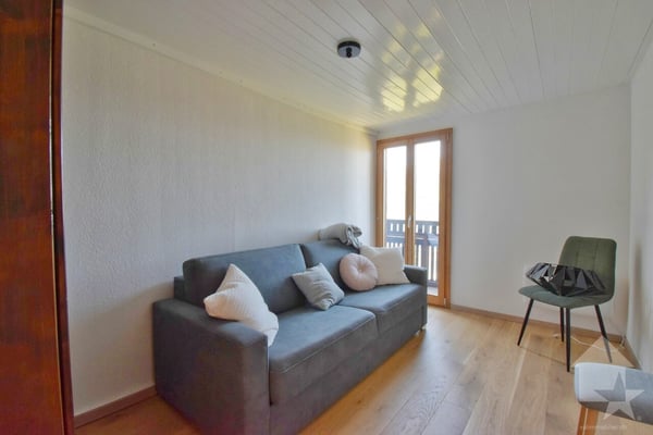 Magnifique appartement de 3.5 pièces complètement rénové en 2024 6