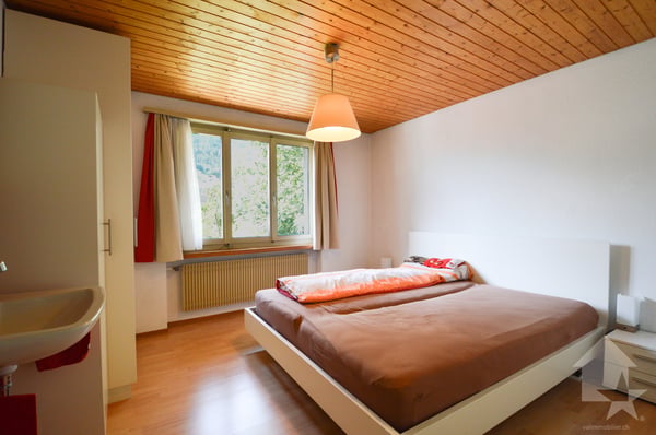 Appartement pratique de 4.5 pièces avec garage 13