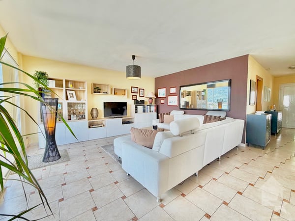 Bel appartement en terrasse avec un garage et une vue exceptionnelle ! 2