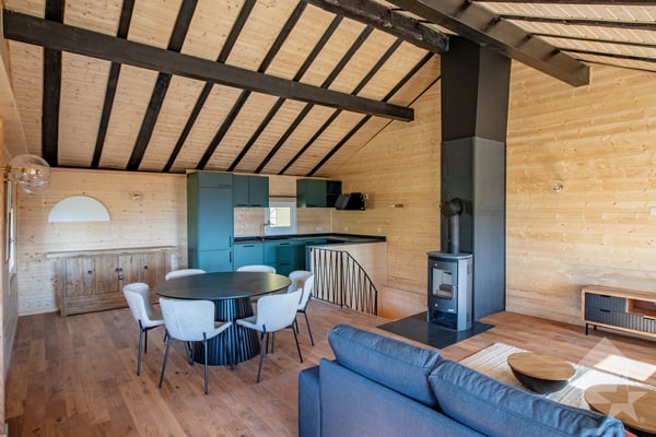 Maison mitoyenne refaite à neuf : calme, vue et ensoleillée 7
