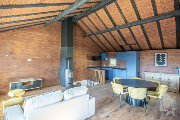Maison mitoyenne refaite à neuf : calme, vue et ensoleillée 6