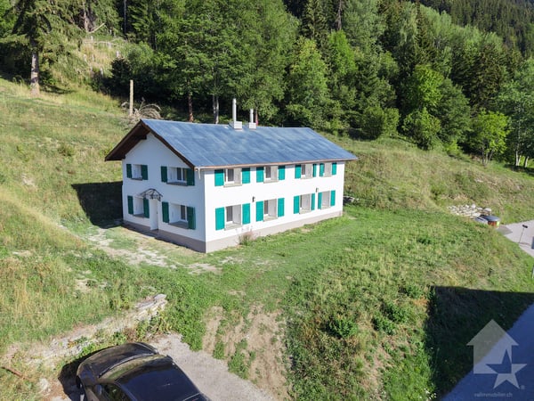 Maison mitoyenne refaite à neuf : calme, vue et ensoleillée 3