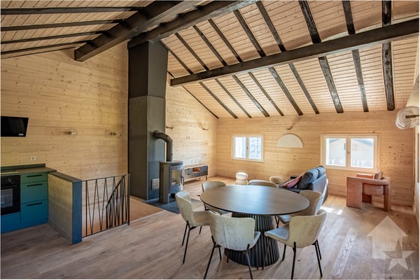 Maison mitoyenne refaite à neuf : calme, vue et ensoleillée 6