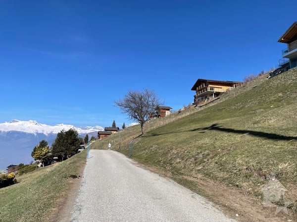 Magnifique terrain à bâtir avec permis de construire pour un chalet 2